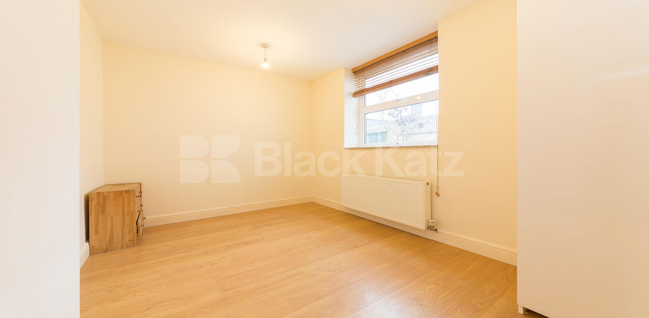 			Great 2 Bed Property !, 2 Bedroom, 1 bath, 1 reception Flat			 High street, Hornsey/Crouch End
